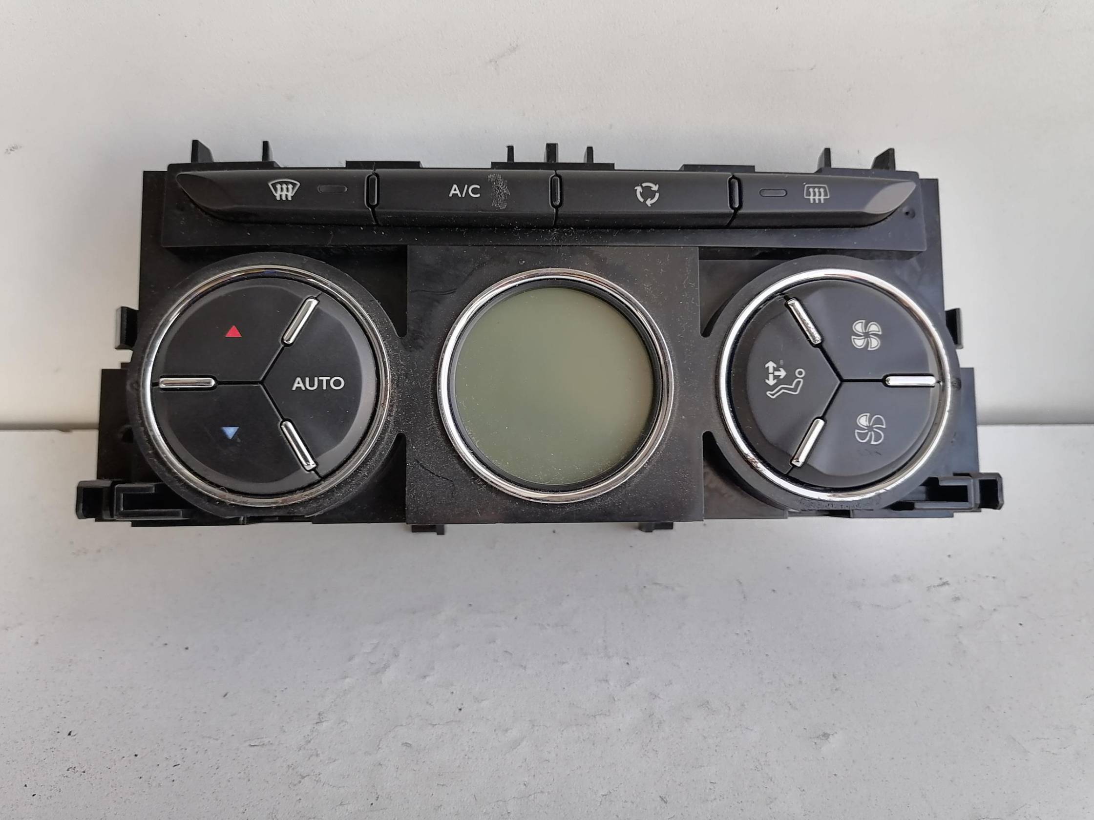 Blocco comando climatizzazione